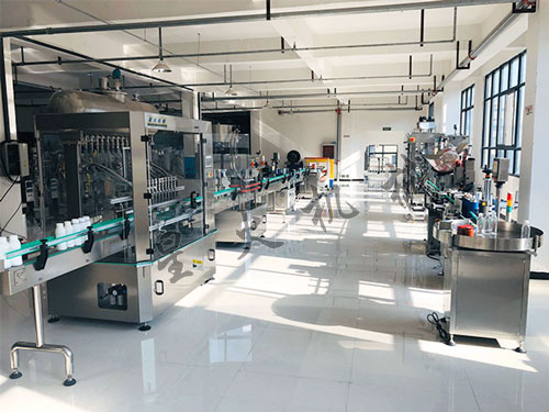 自動(dòng)化液體獸藥灌裝機(jī)