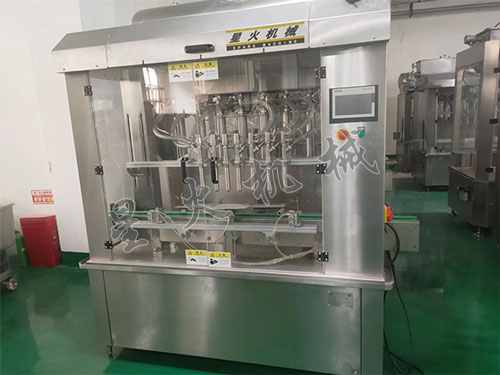 膏體定量灌裝機