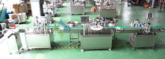 全自動(dòng)口服液灌裝生產(chǎn)線整機(jī)廠房?jī)?nèi)實(shí)拍展示