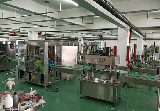 自動(dòng)殺菌消毒耦合劑灌裝封口生產(chǎn)線