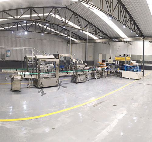 整套水溶肥生產(chǎn)設(shè)備-液體肥料全自動(dòng)生產(chǎn)線